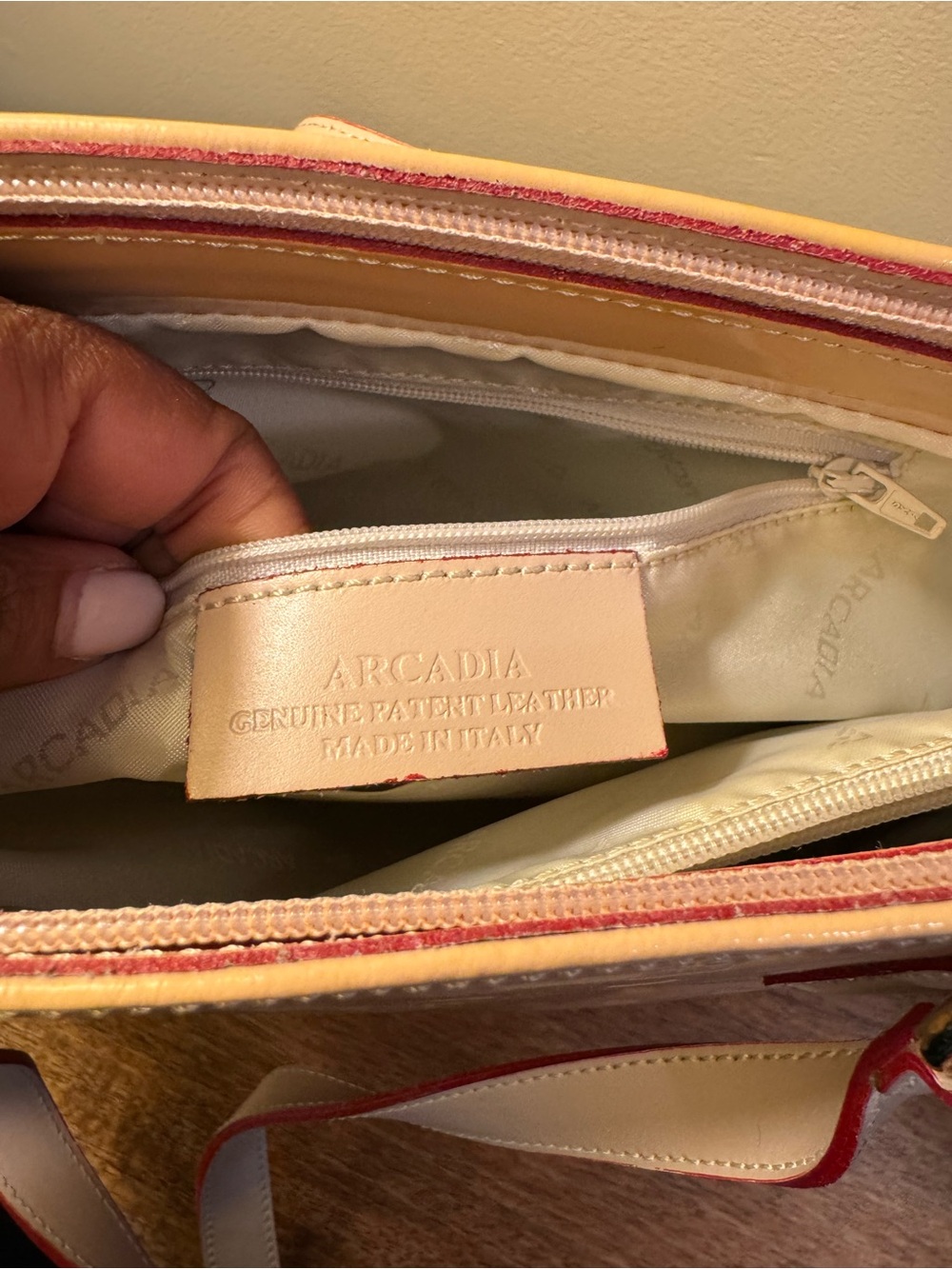 Arcadia Patent Leather Classic Pink Tote Bag - Stylish Everyday Carry - Picture 5 of 5